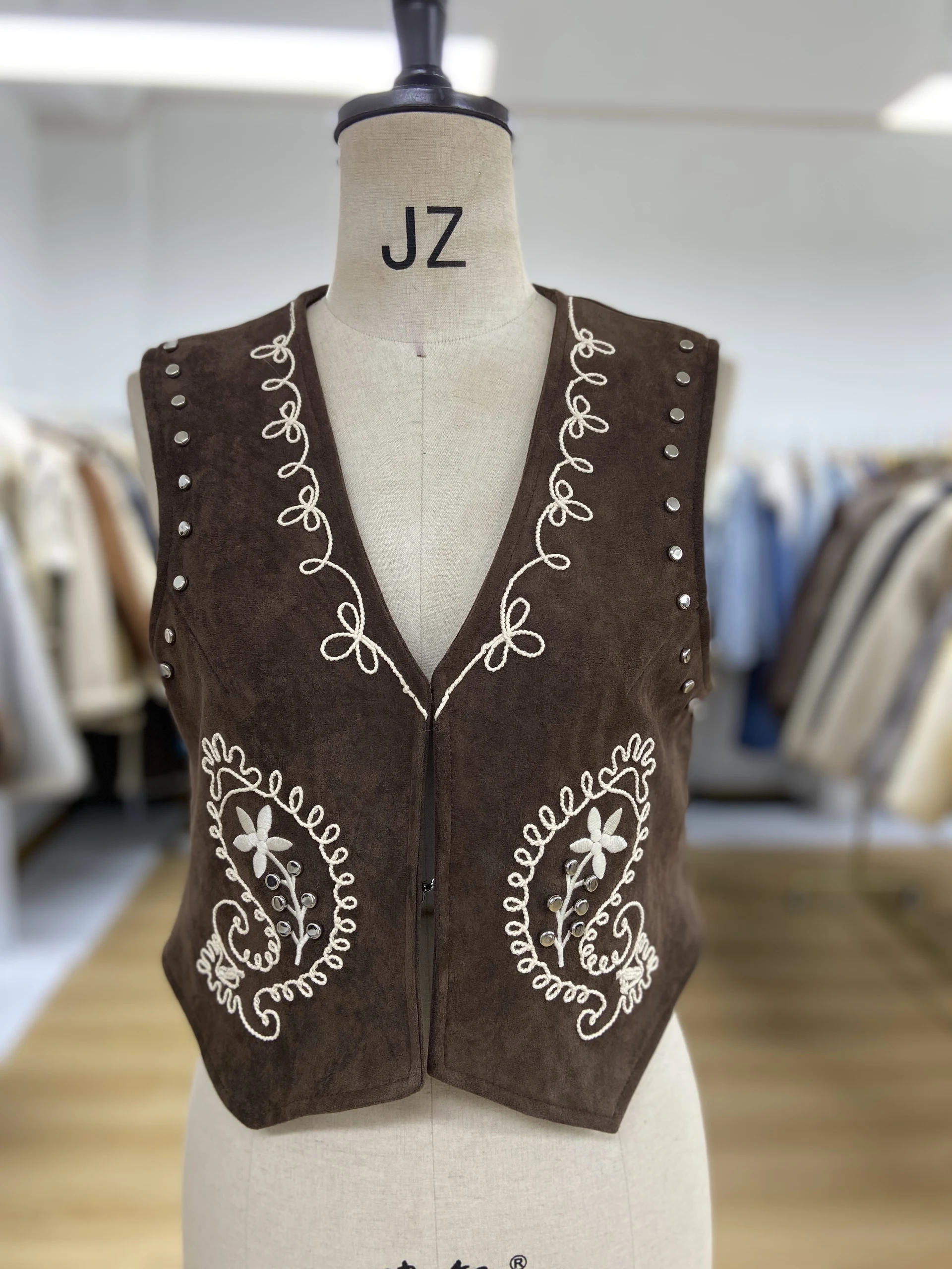Women's Single-Breasted Vest,Short Suede Vest,Embroidered Vest,Tops